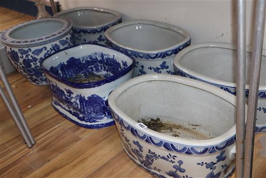 Five modern blue painted footbaths and three small bowls (8)